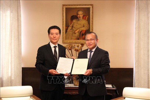 Mise en service du bureau du consul honoraire du Vietnam à Mie Japon